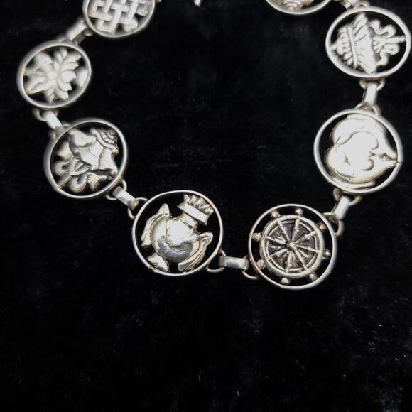 925 Sterling silver Symbols of Good Fortune Bracelet 7.5" - Picture 3 of 7